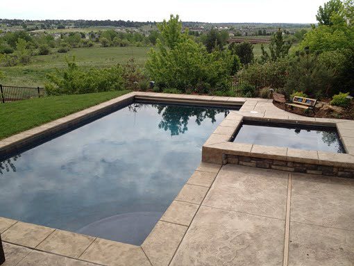 Can a Pool Be Built on a Sloped Backyard in Tennessee?