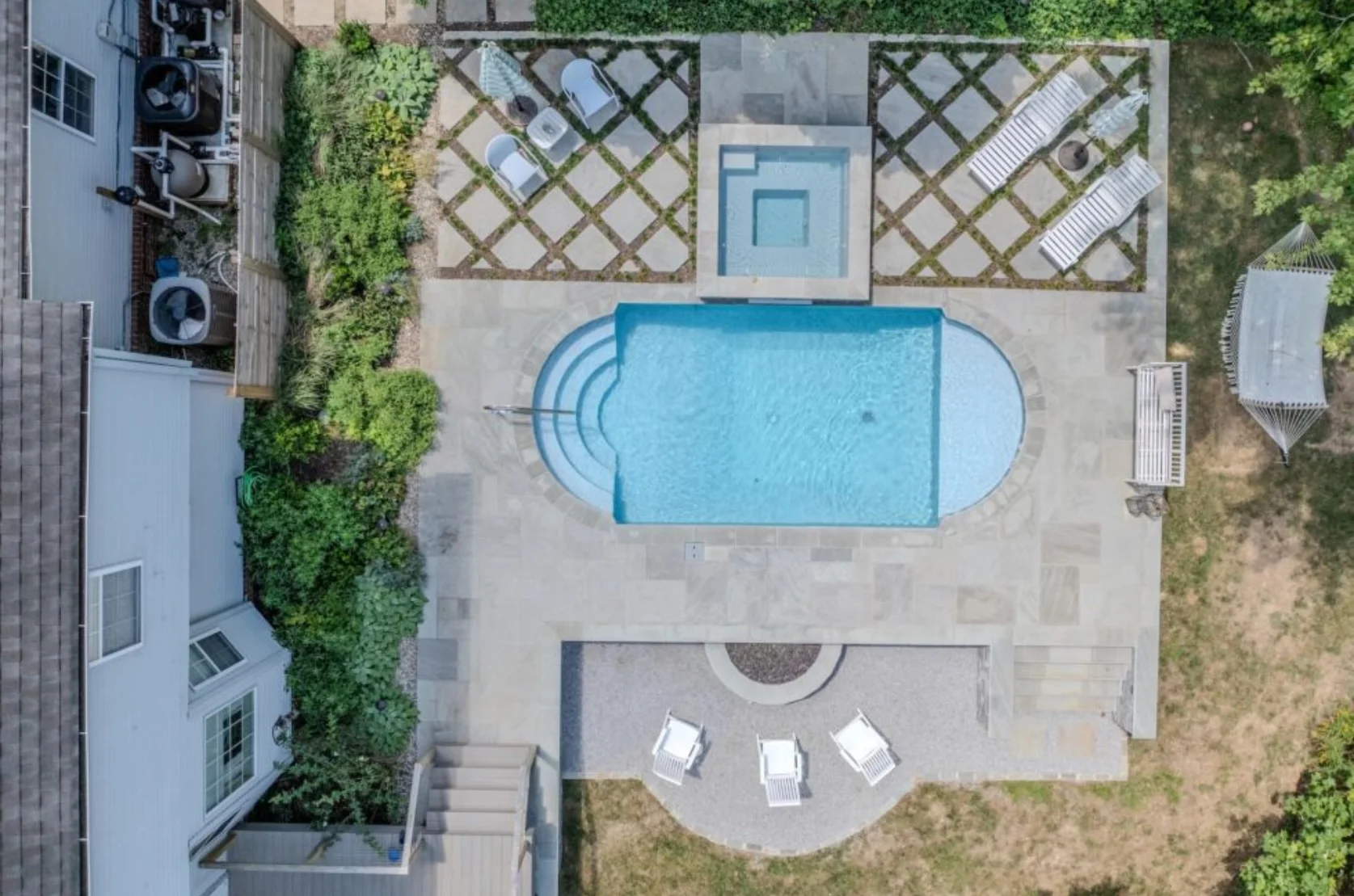 Pools & Spas